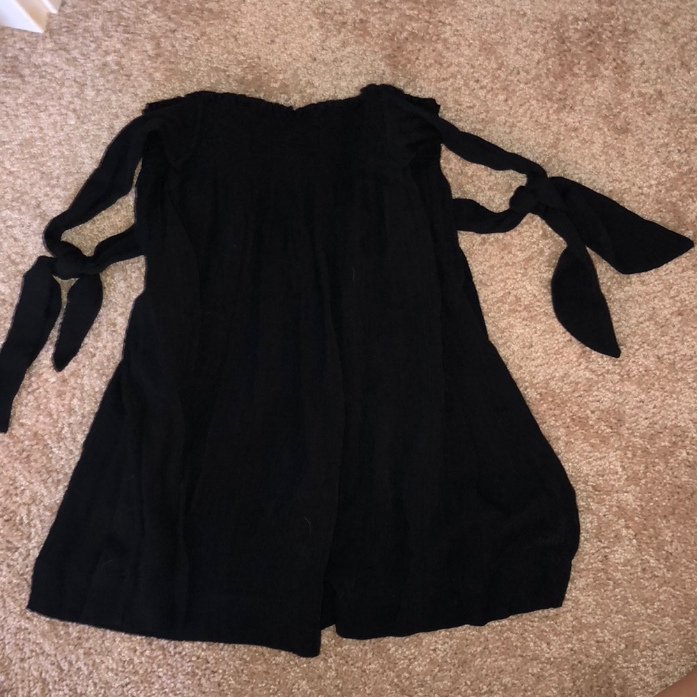Strapless/off the shoulder top